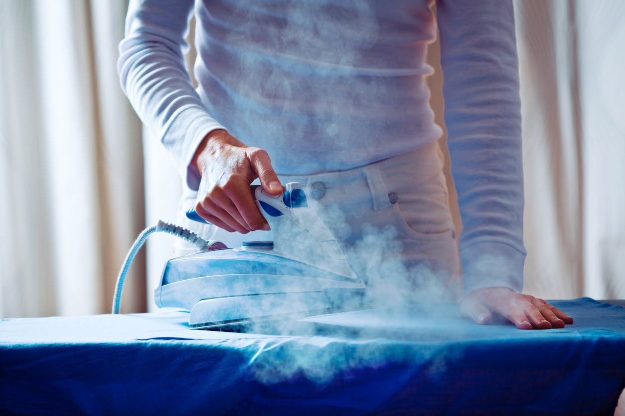 How To Steam A Graduation Gown With A Steamer