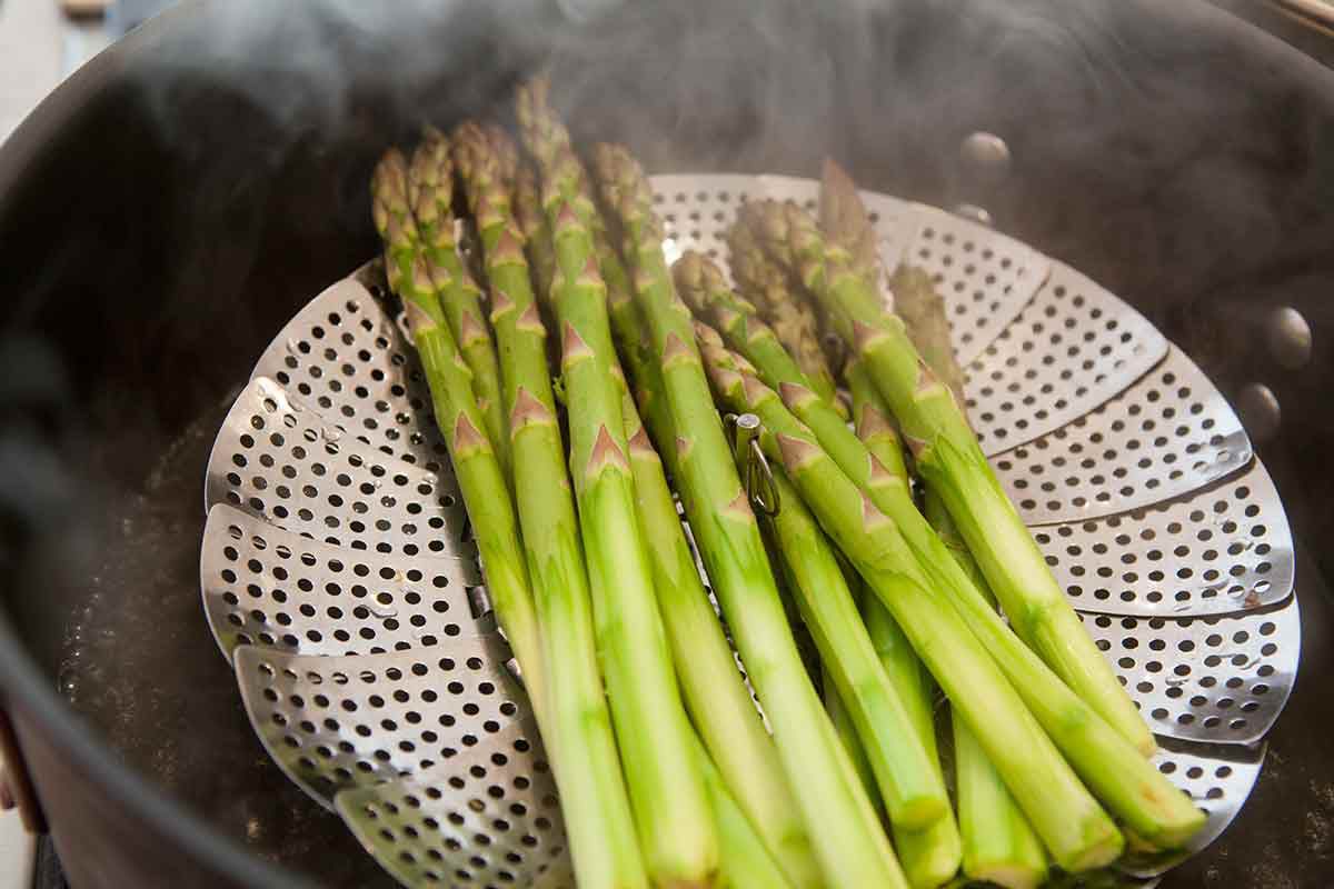 How To Steam Asparagus In A Steamer