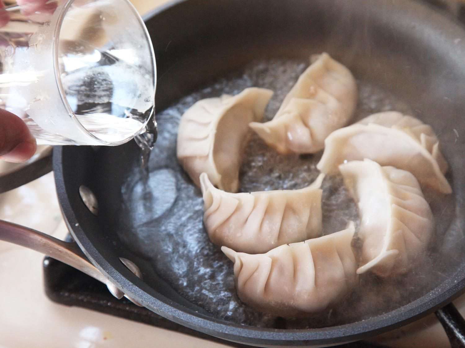 How To Steam Dumplings Without A Steamer