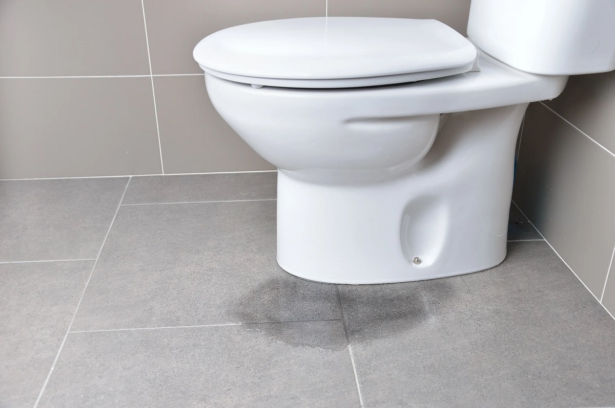 How To Tell If A Toilet Is Leaking