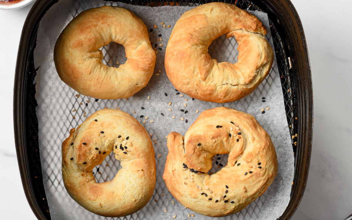 How To Toast A Bagel In An Air Fryer