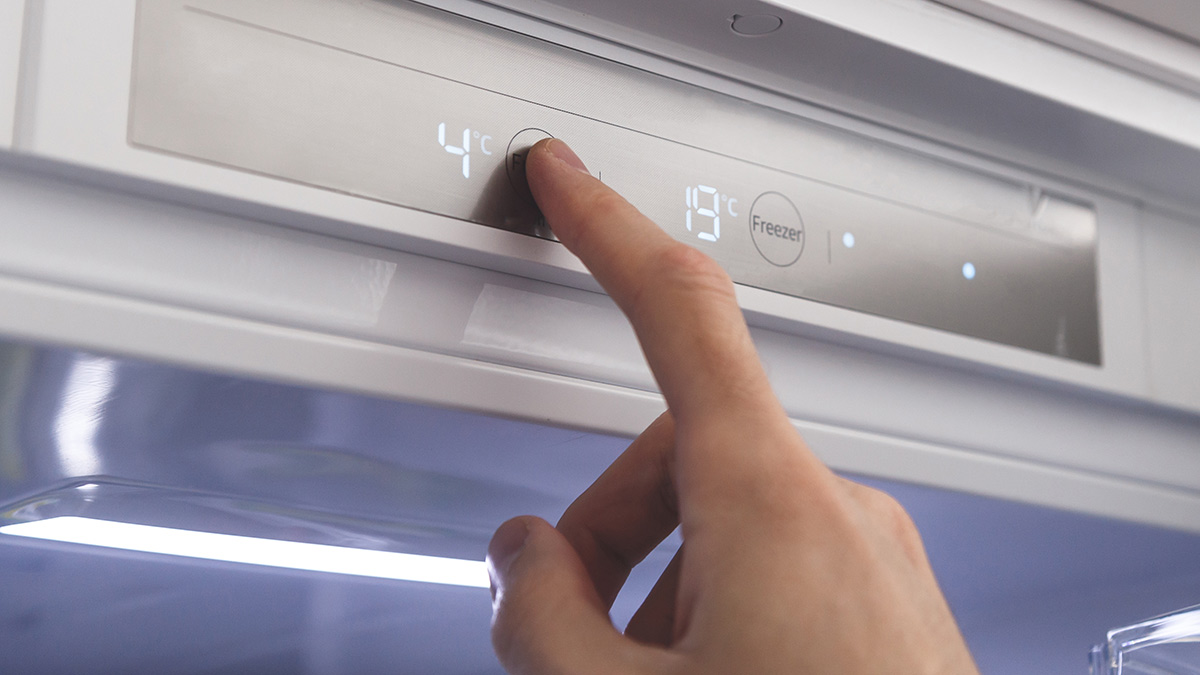 How to Turn Off Samsung Fridge Safely Without Unplugging