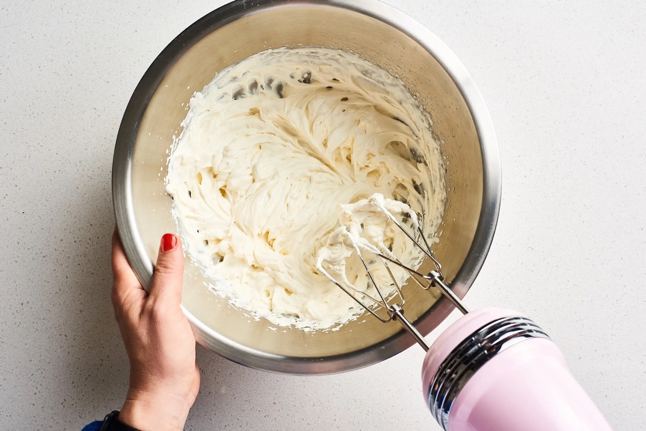 How To Whip Cream With Hand Mixer