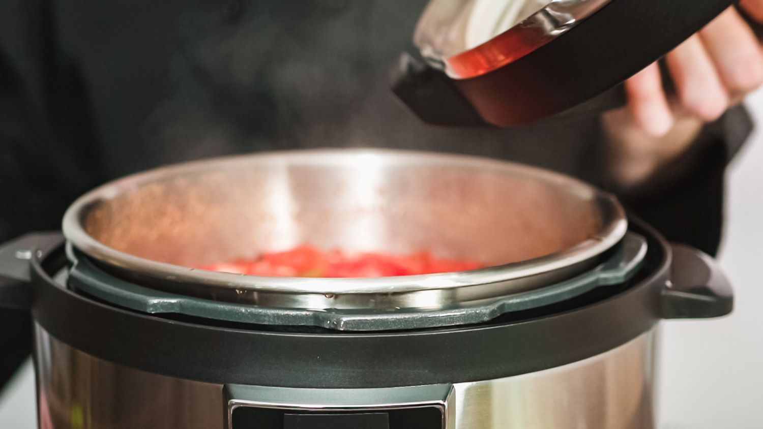 How To Use An Electric Pressure Cooker As A Slow Cooker