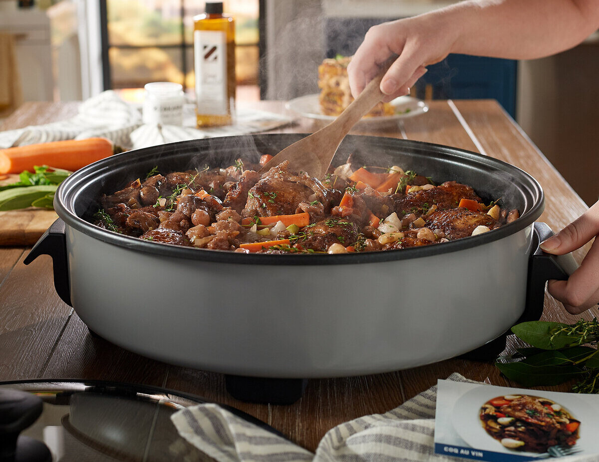 What Are Five Cooking Methods That Can Be Done Using An Electric Skillet