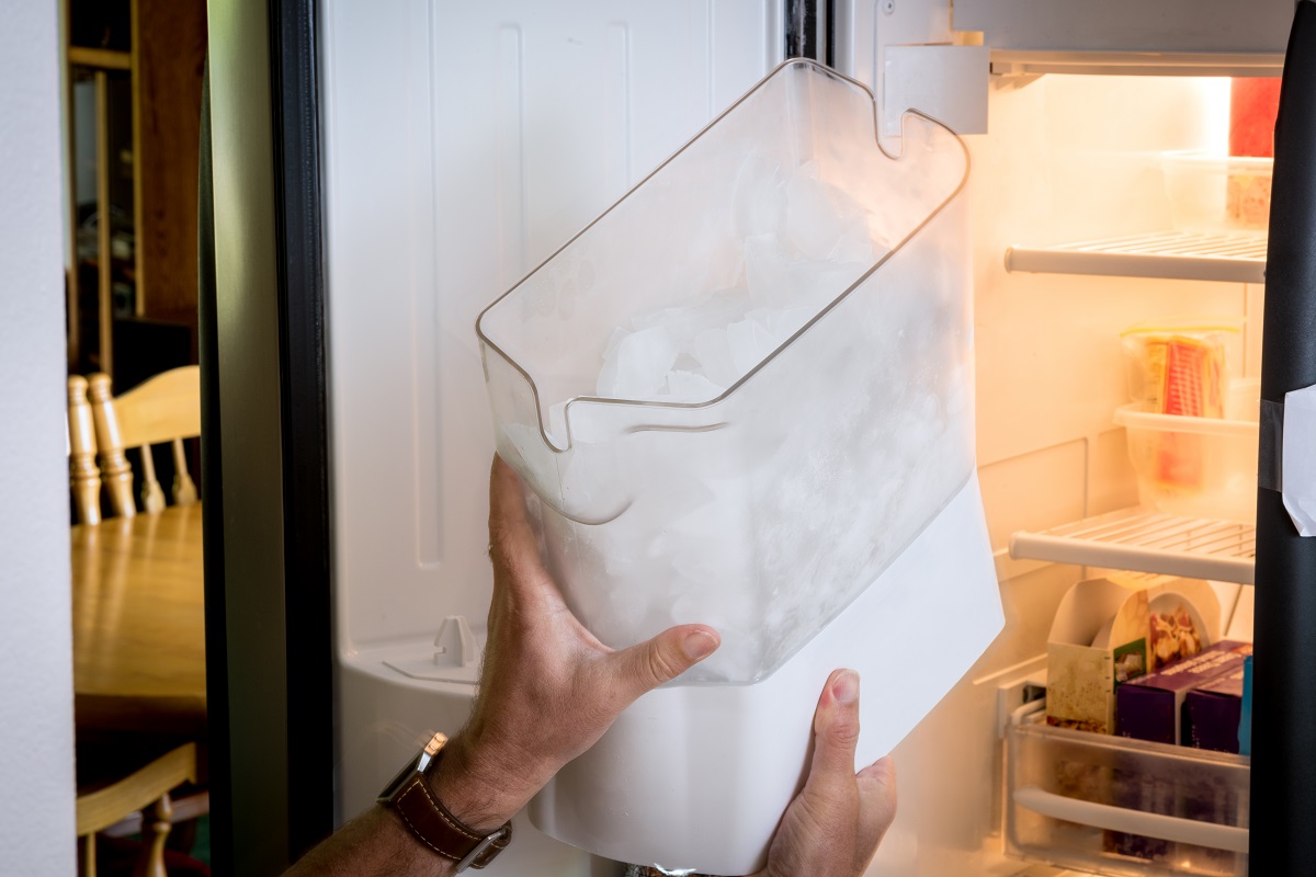 What Causes Ice Maker To Freeze Up