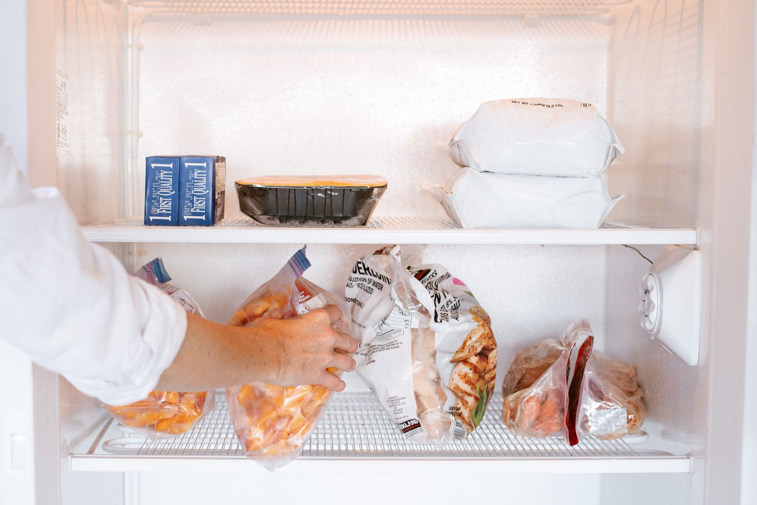 What Is A Manual Defrost Freezer
