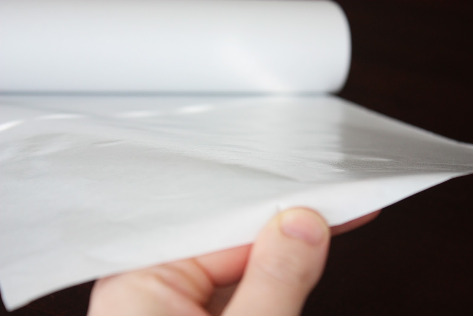 Waxed Paper vs Freezer Paper – Which Is Best For Woodworkers
