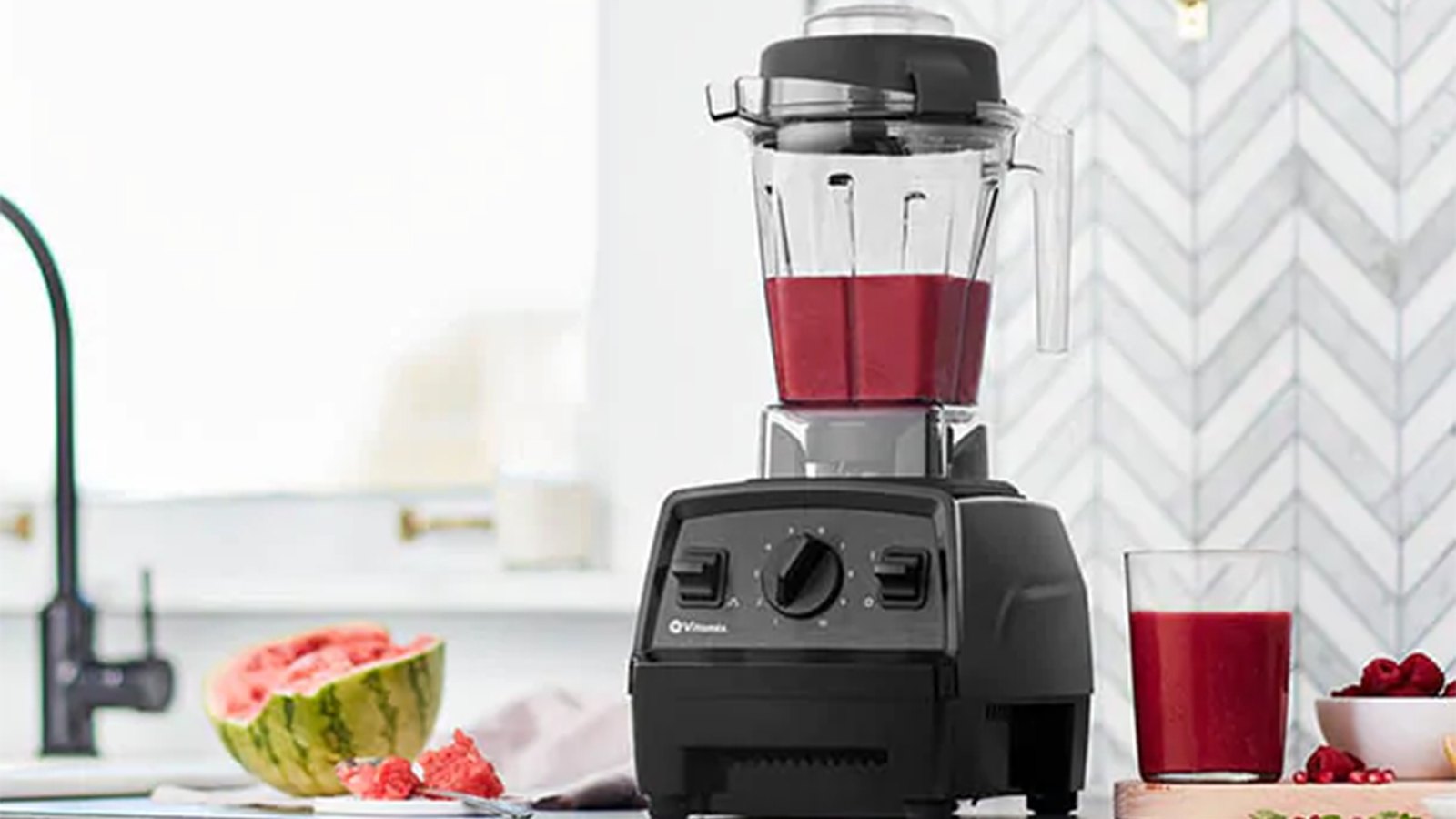 Top 3 Best Blenders For Crushing Ice in 2023 - The Best Blenders For Crushing  Ice Reviews 