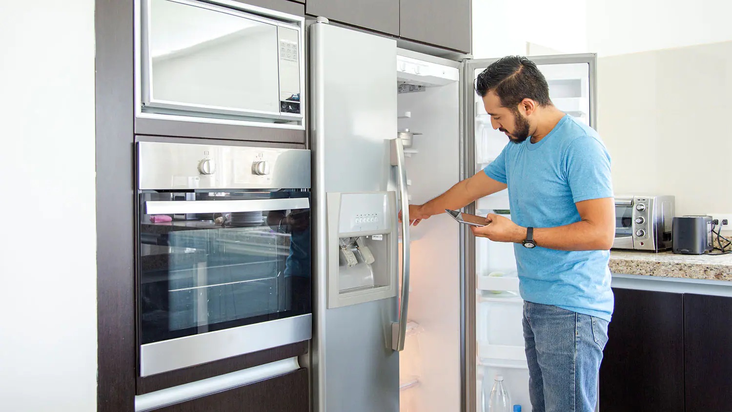 What Is The Standard Refrigerator Size
