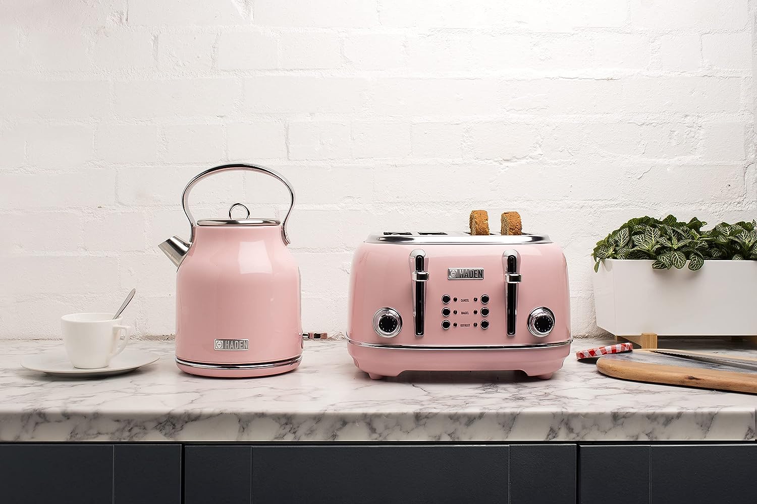 10 Amazing Pink Toaster For 2023