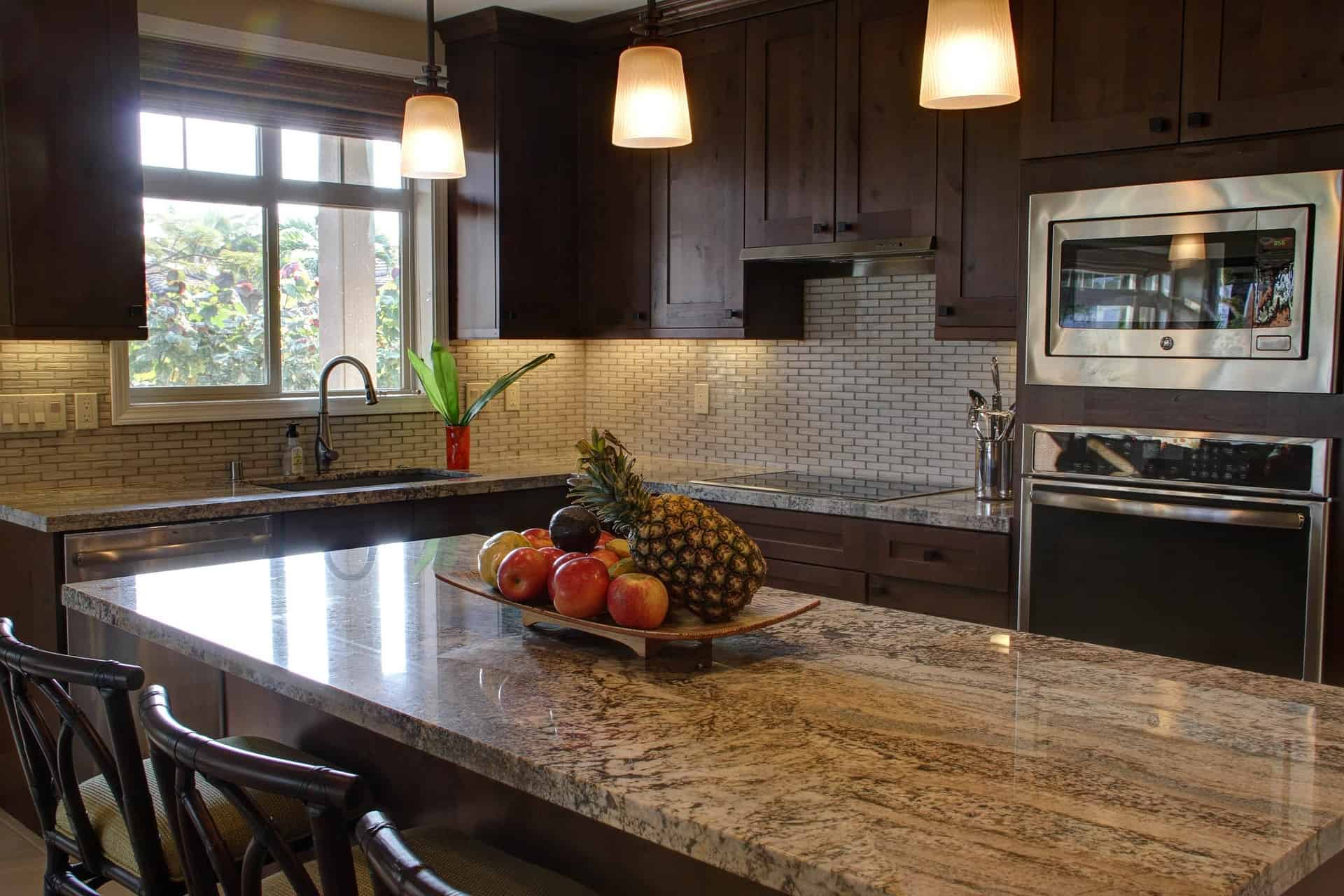 10 Things To Do Daily To Keep Kitchen Counters Clear