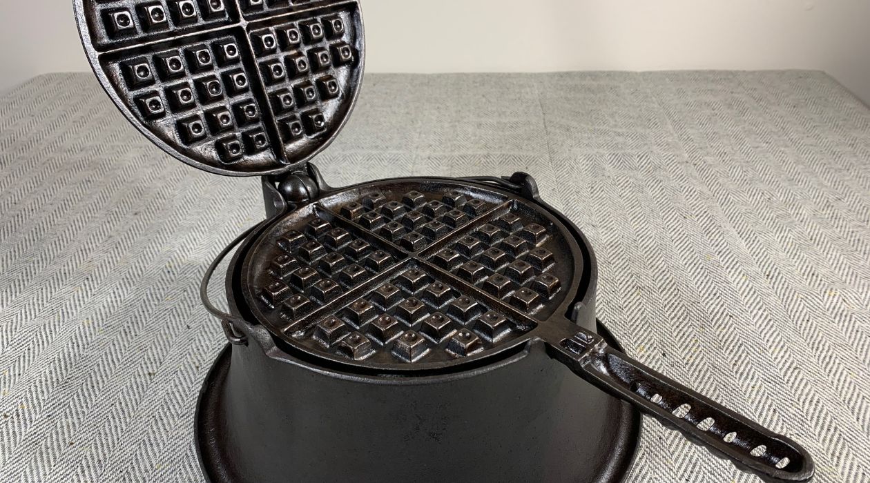 Waffle iron cast iron