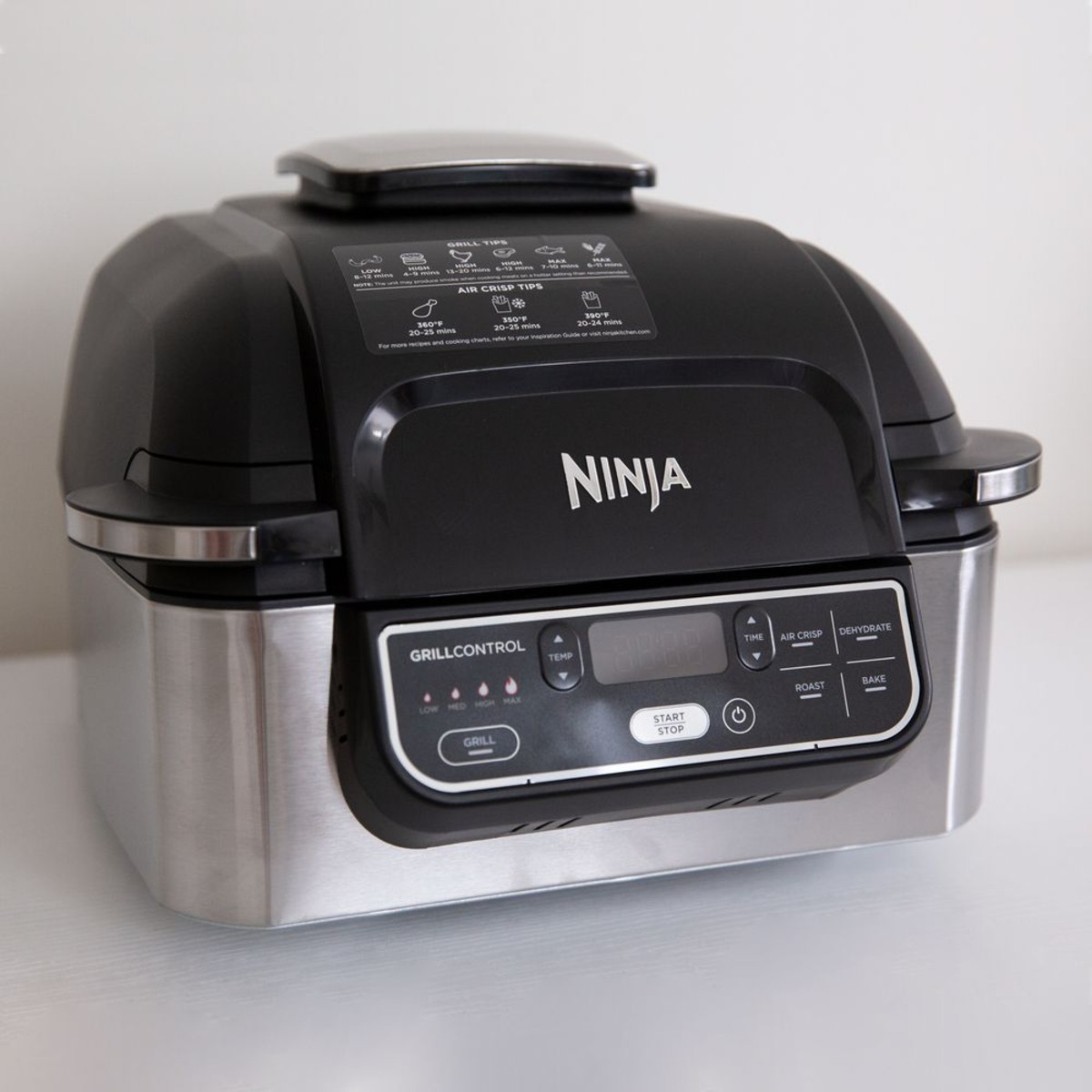 https://storables.com/wp-content/uploads/2023/08/11-best-ninja-foodi-5-in-1-indoor-grill-for-2023-1691466478.jpg