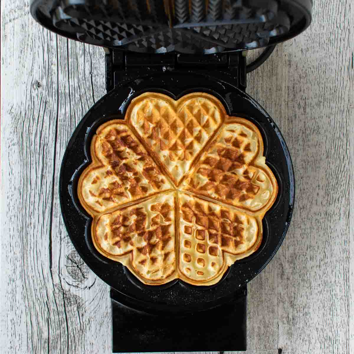 11 Best Norwegian Waffle Iron For 2024