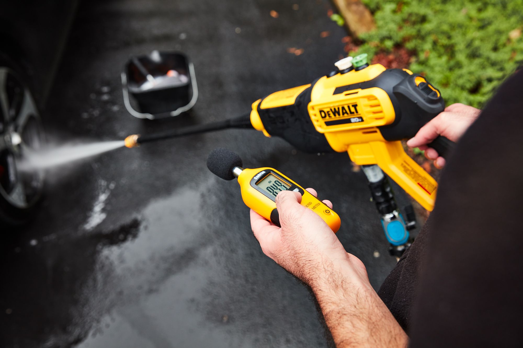 thumbnail image 2 of JML Starlyf Cordless Power Washer – Portable High Pressure Jet Cleaner (Used) 2 of 6