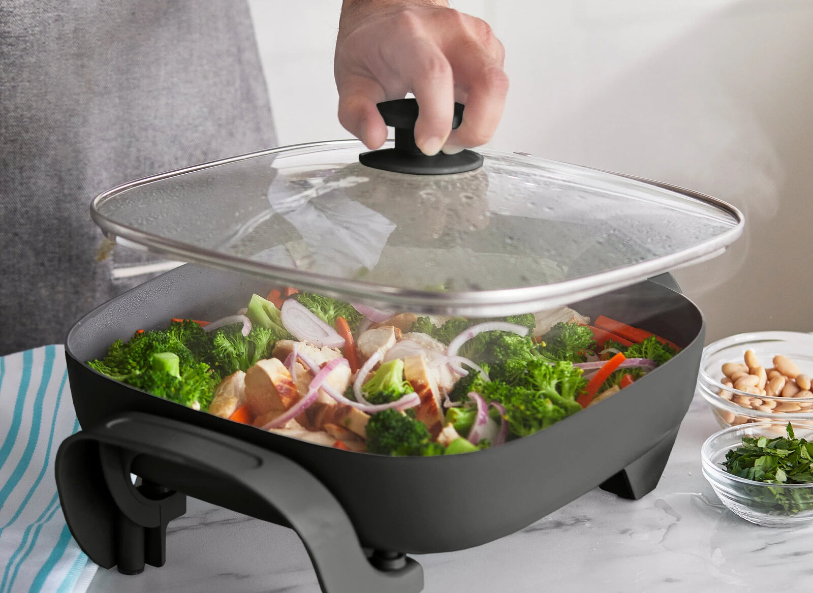 12 Best Electric Skillet With Lid for 2023