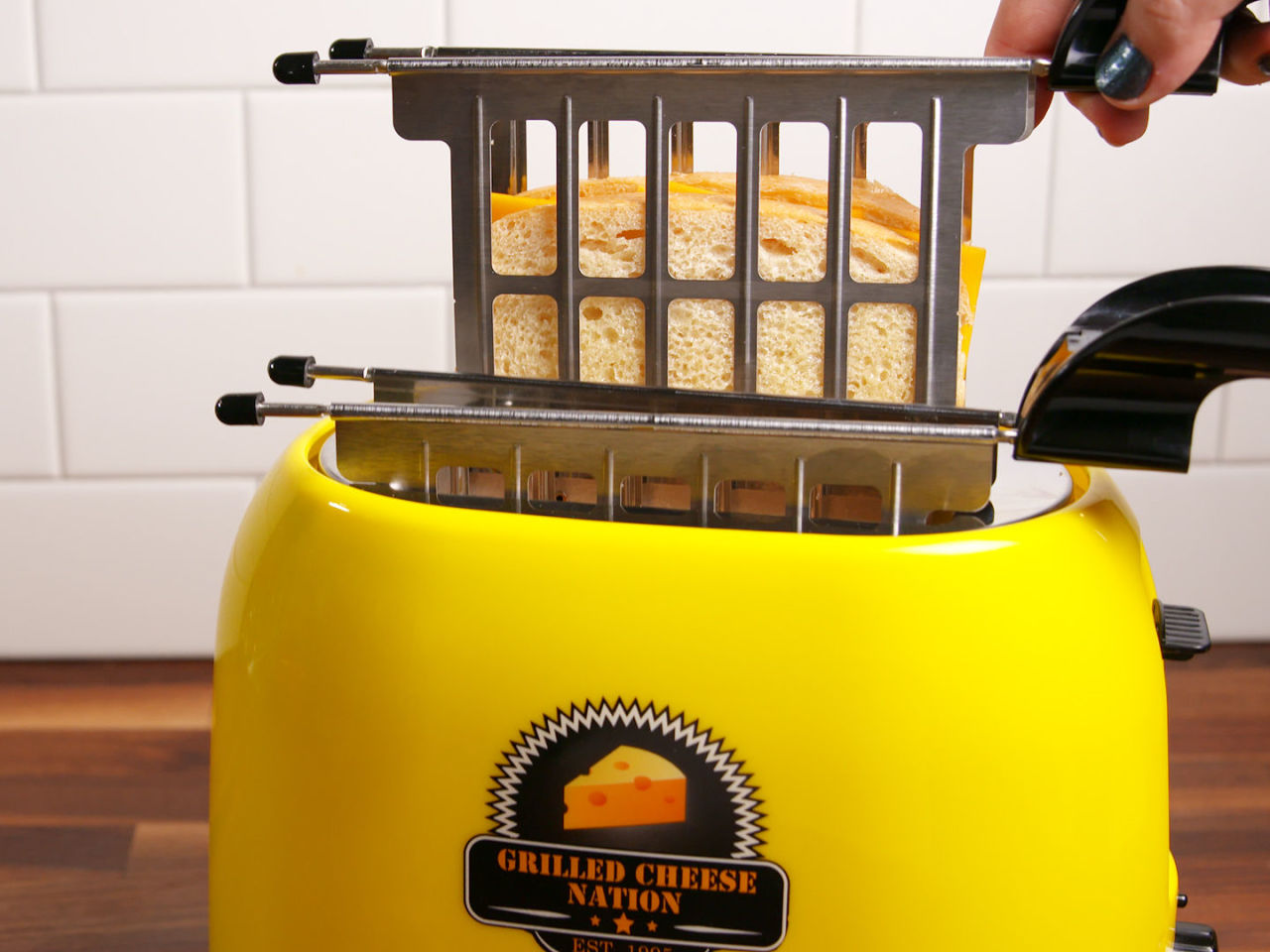 Nostalgia GCT2 Deluxe Grilled Cheese Sandwich Toaster with Extra Wide  Slots, Yellow