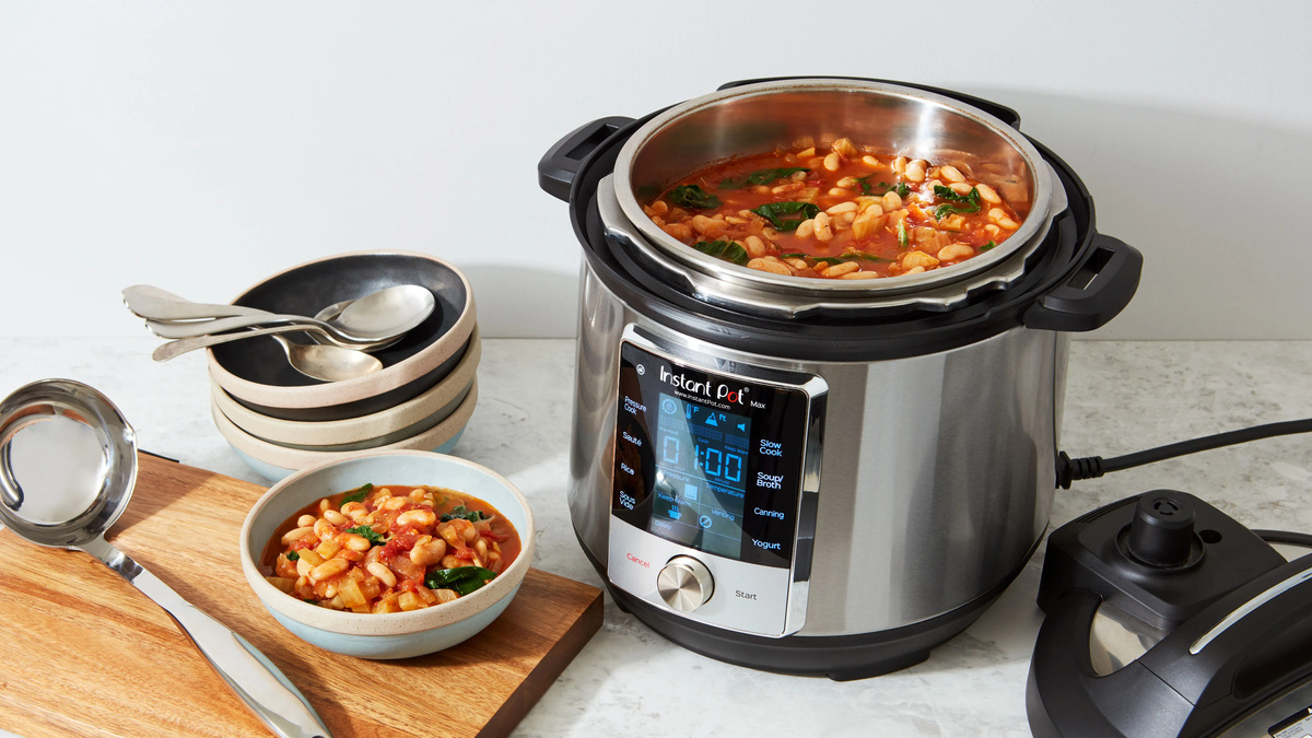  Topwit Electric Cooker with Steamer, 1.6L Ramen Cooker