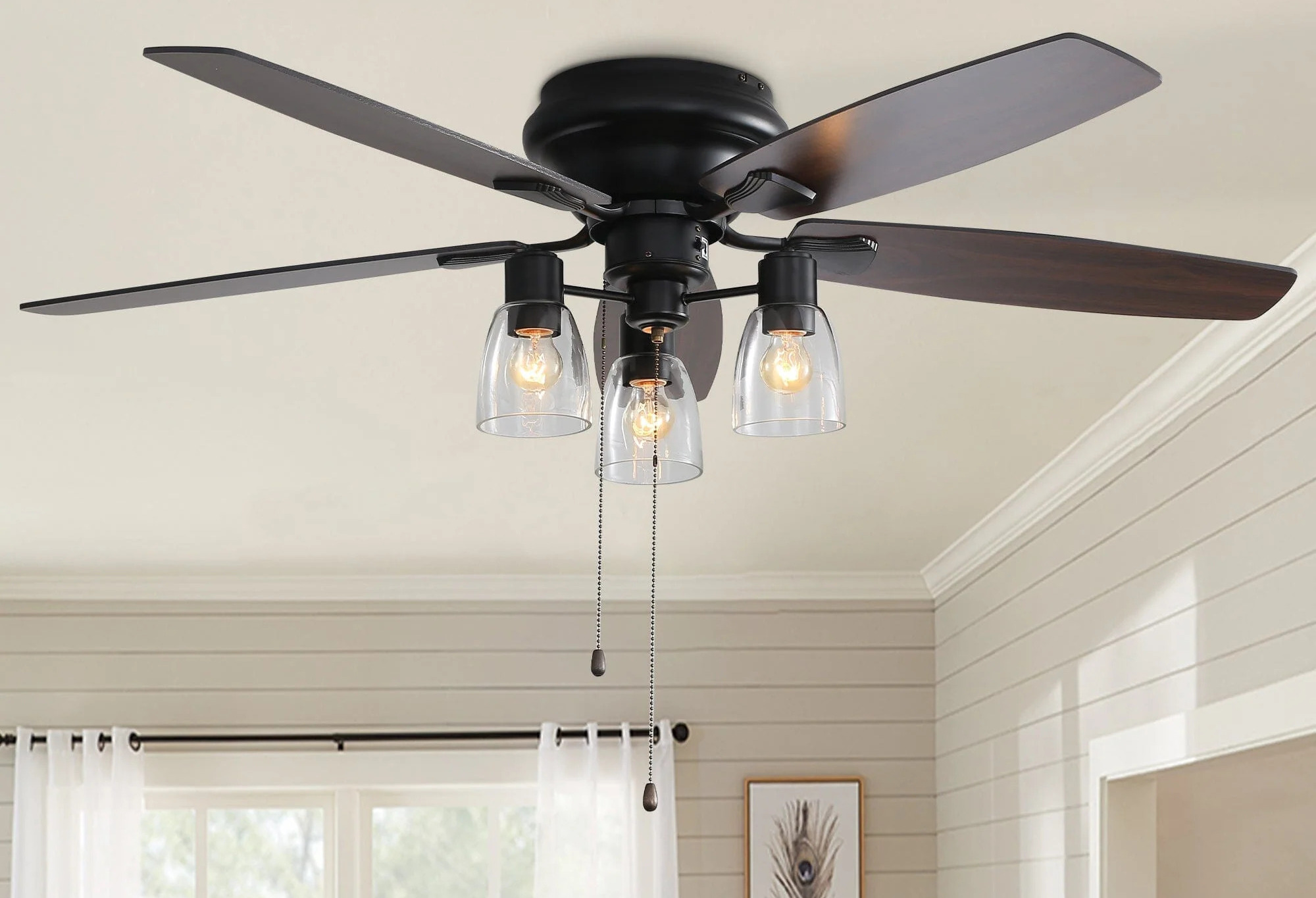 We just bought a Hampton bay Larson ceiling fan SKU 337 762. On the box it  shows that it can be flush mounted, but