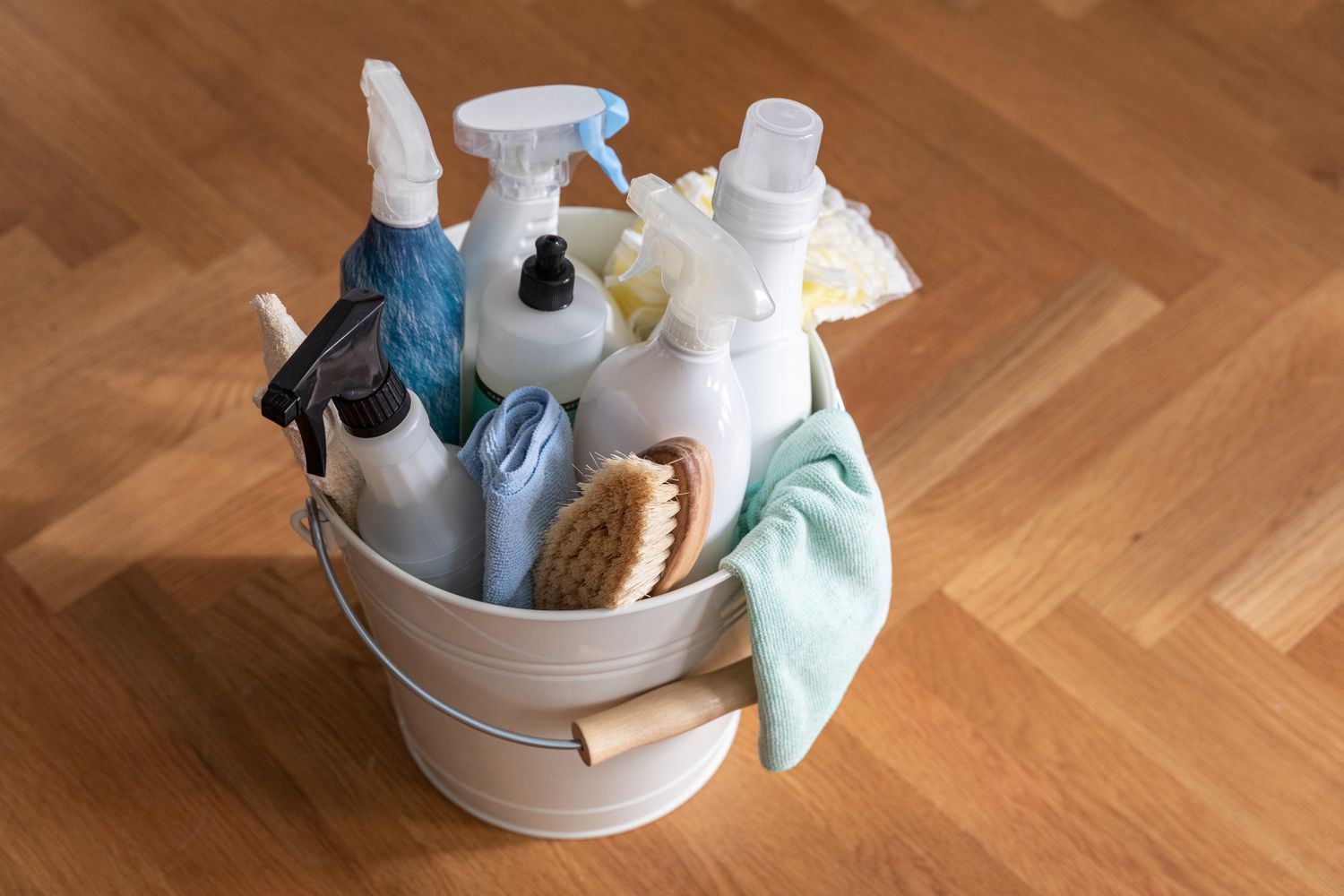 14 Easy Cleaning Habits You Can Start Today For A Spotless Home