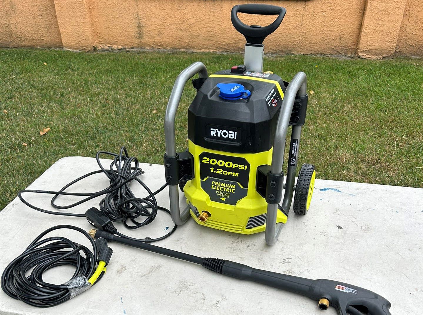 https://storables.com/wp-content/uploads/2023/08/14-unbelievable-ryobi-2000-psi-electric-pressure-washer-for-2023-1691638291.jpg