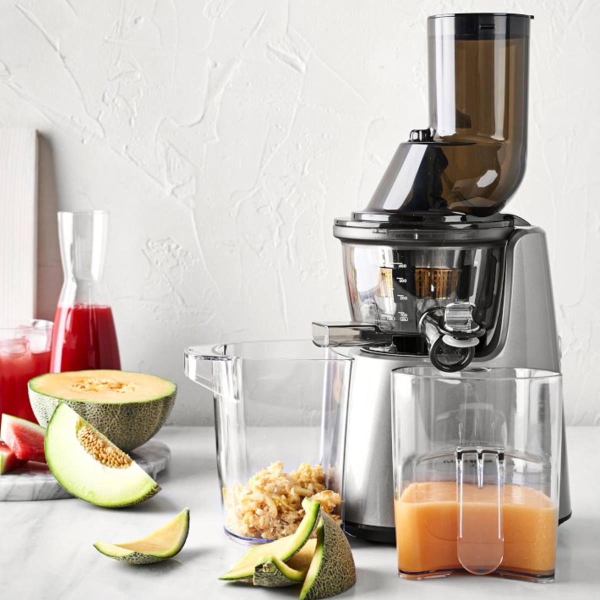 Slow Masticating Juicer, Aicook Cold Press Juicer Machine, Easy to Clean, Higher Juice Yield and Drier Pulp, Juice Extractor with Quiet Motor and