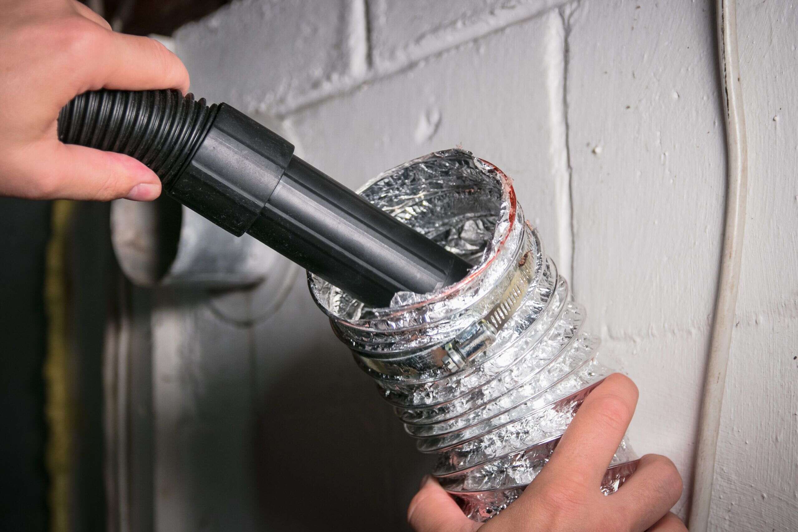 The Professional Dryer Vent Cleaner Kit [20-Feet] Innovative Duct