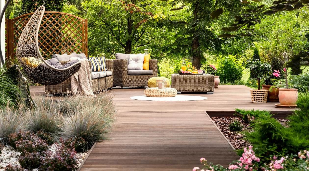 15 Patio Design Tips For A Charming Outdoor Space