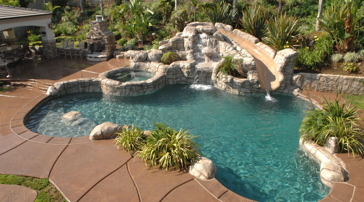 21 Luxurious Swimming Pool Ideas To Entice You Outside All Summer
