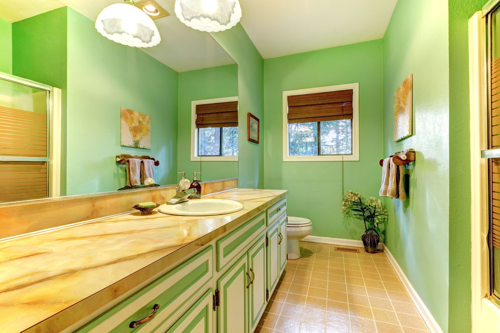 5 Colors To Avoid In A Bathroom