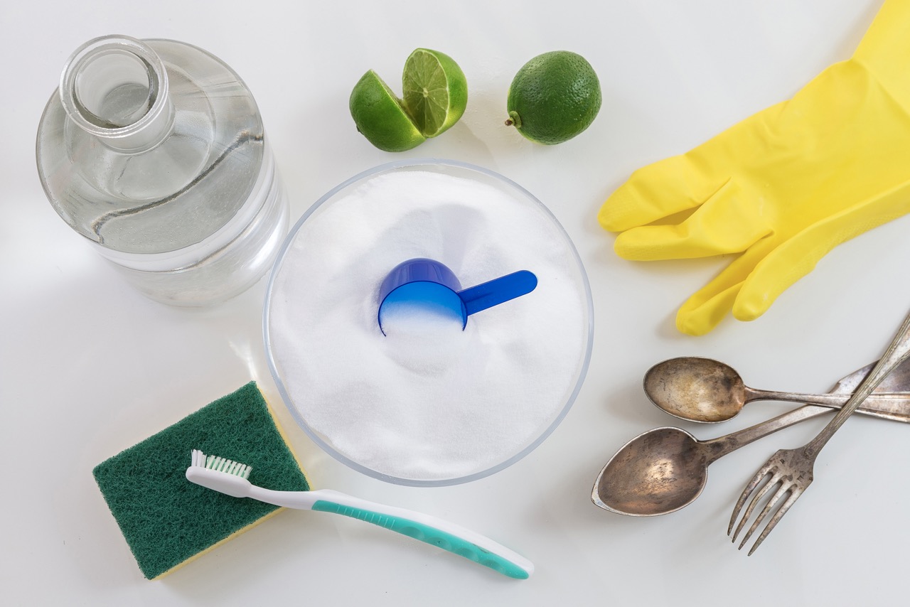 5 Kitchen Cleaning Hacks That Just Don’t Work