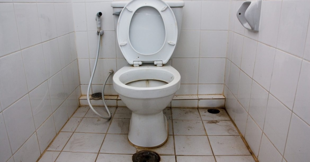 5 Unhygienic Bathroom Mistakes To Avoid And Why