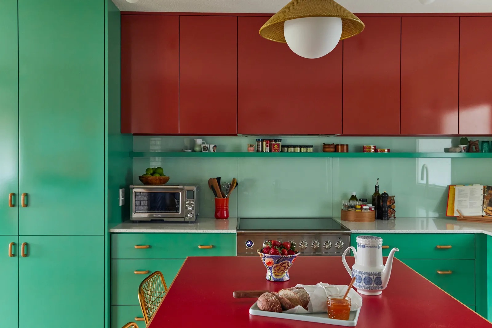 6 Bold Design Tips We Learnt From This Gucci-inspired Kitchen