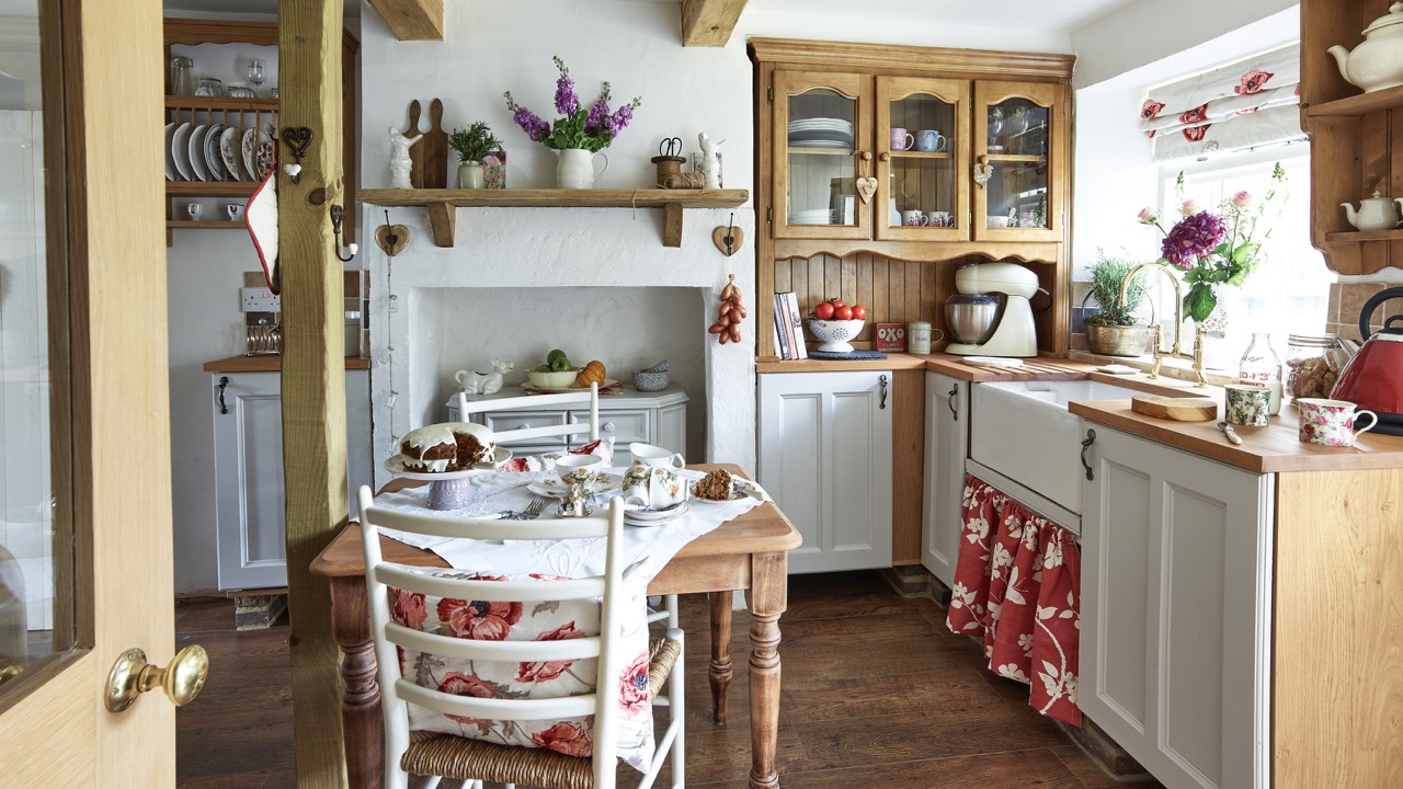 7 Design Ideas From A Reinvented Cottage Kitchen
