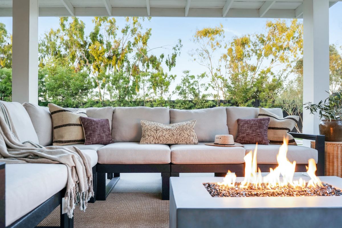 7 Outdoor Trends That Bring The Comforts Of Indoors To Your Patio