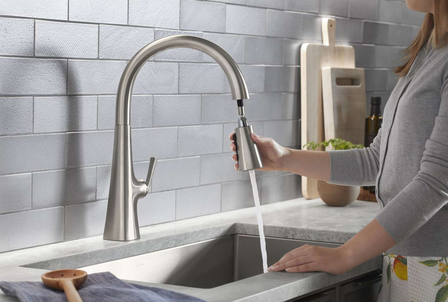 8 Amazing Kitchen Faucet With Sprayer for 2023