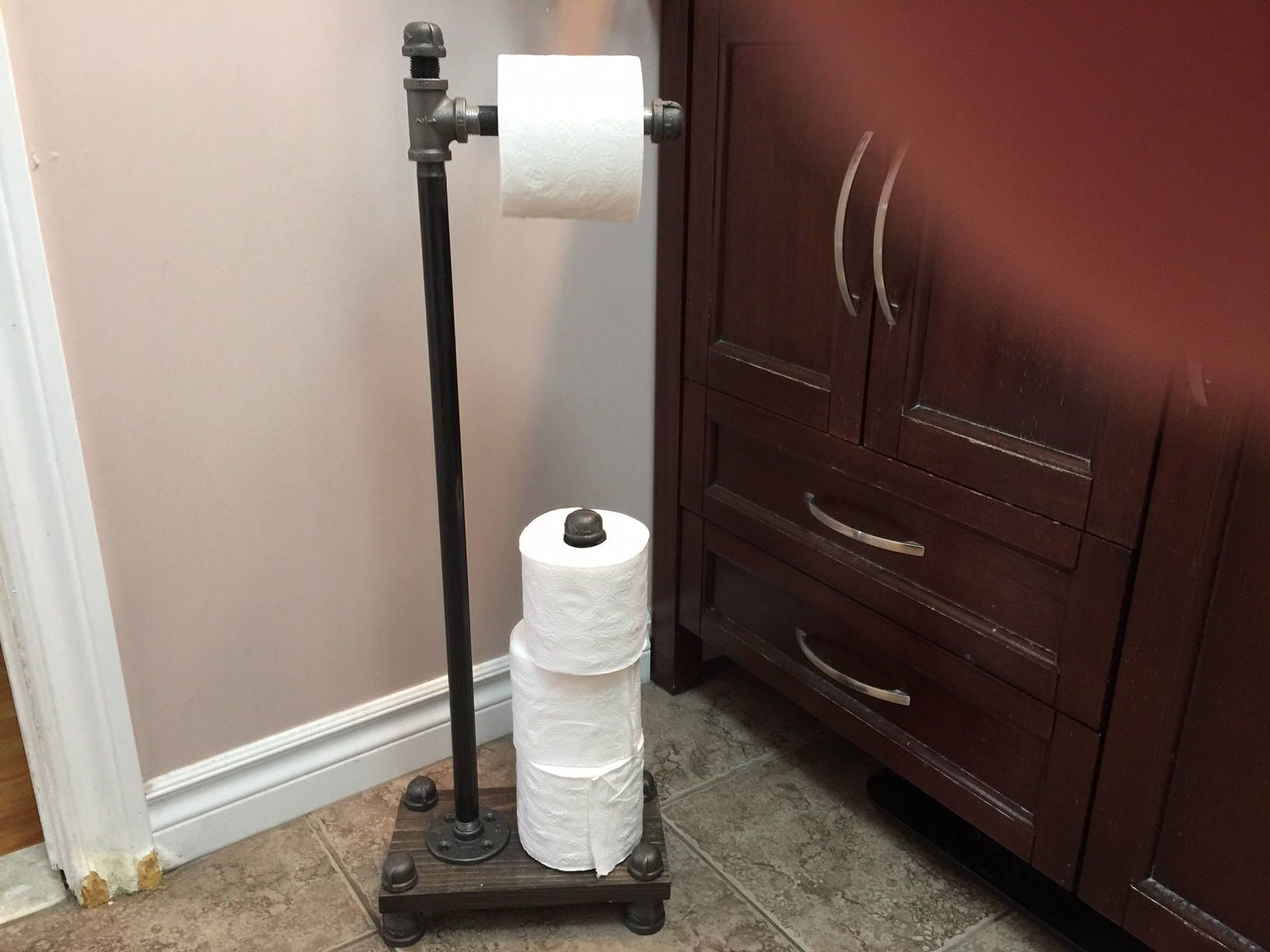 8 Amazing Standing Toilet Paper Holder for 2023