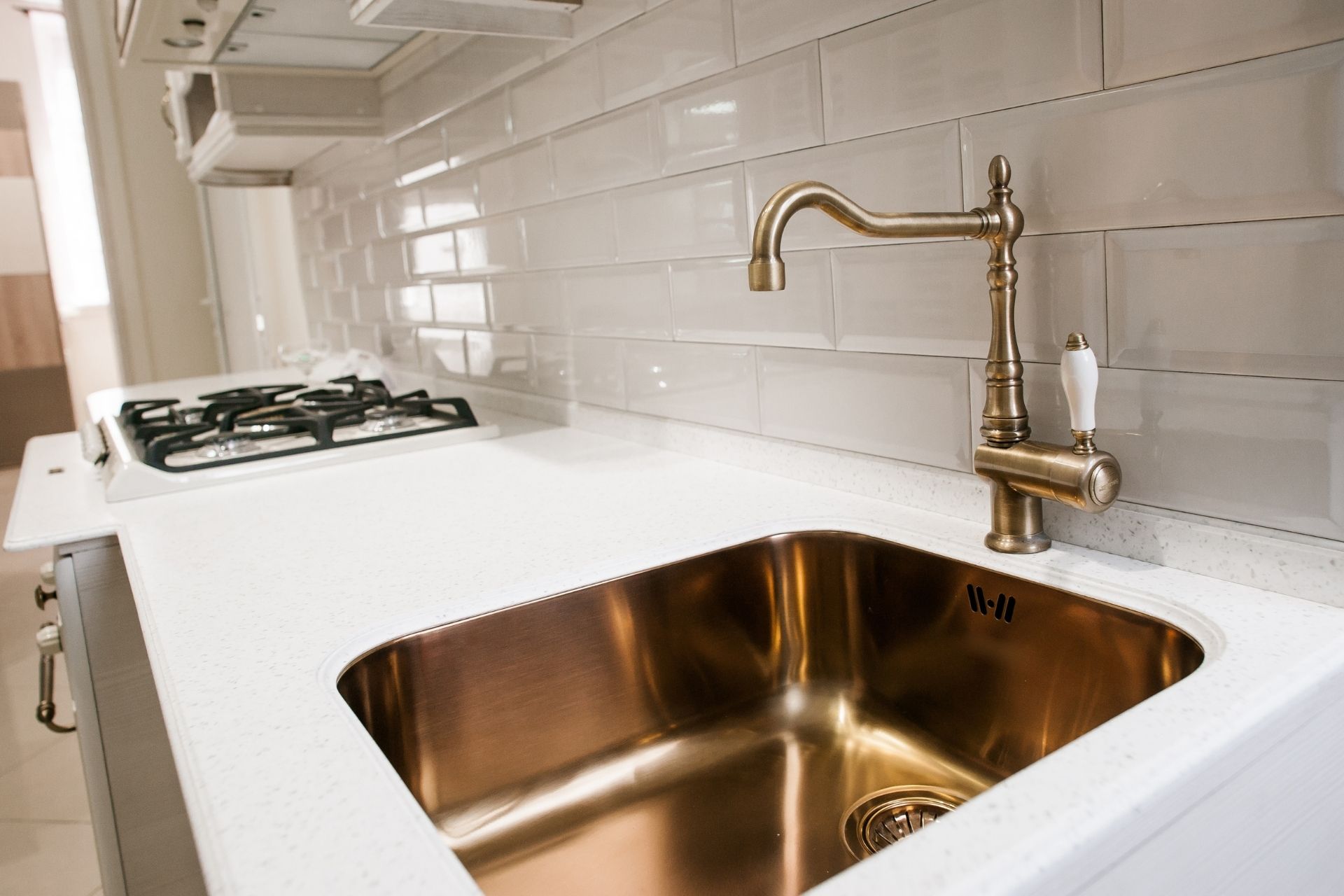 8 Best Bronze Kitchen Faucet for 2024