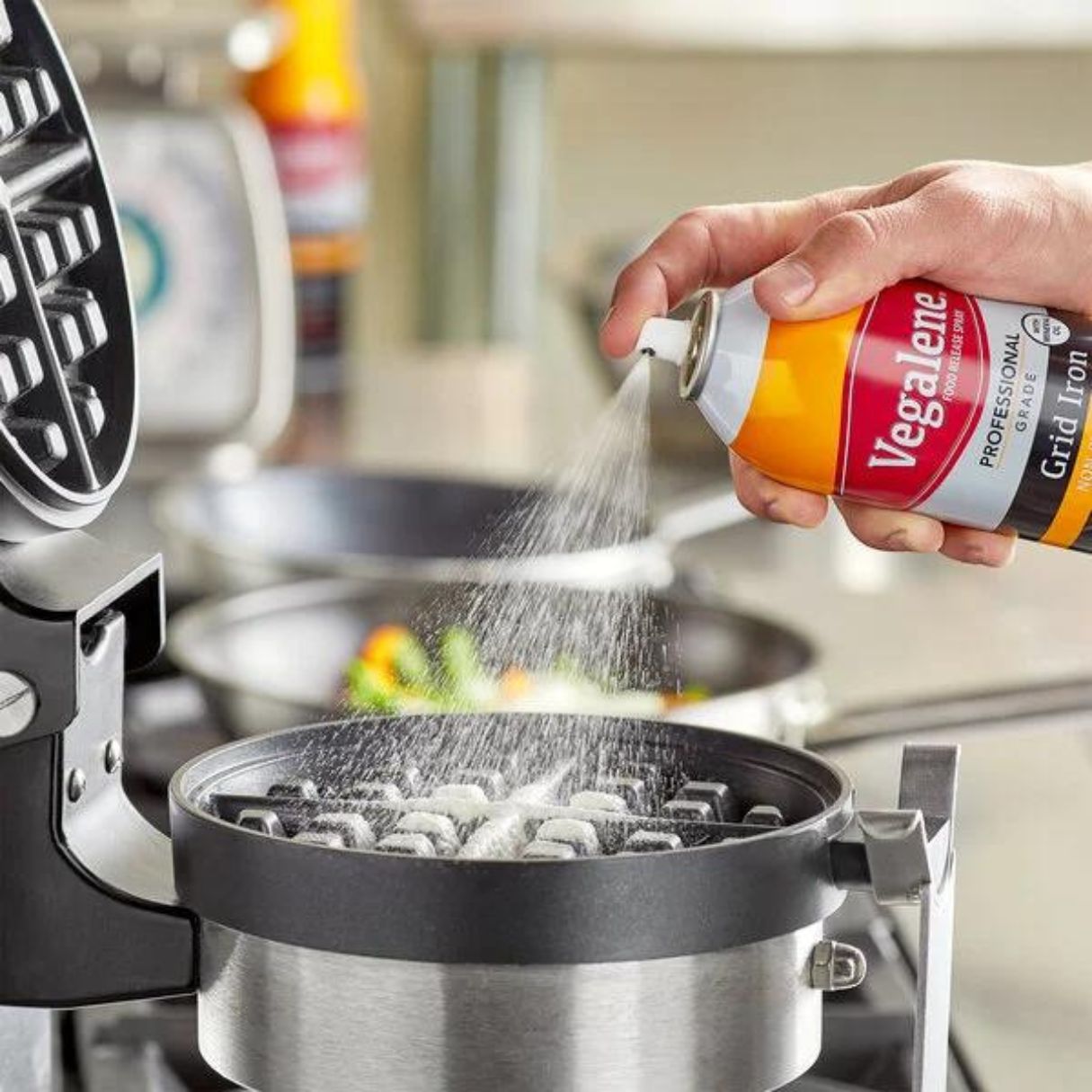 https://storables.com/wp-content/uploads/2023/08/9-amazing-waffle-iron-spray-for-2023-1692266153.jpg