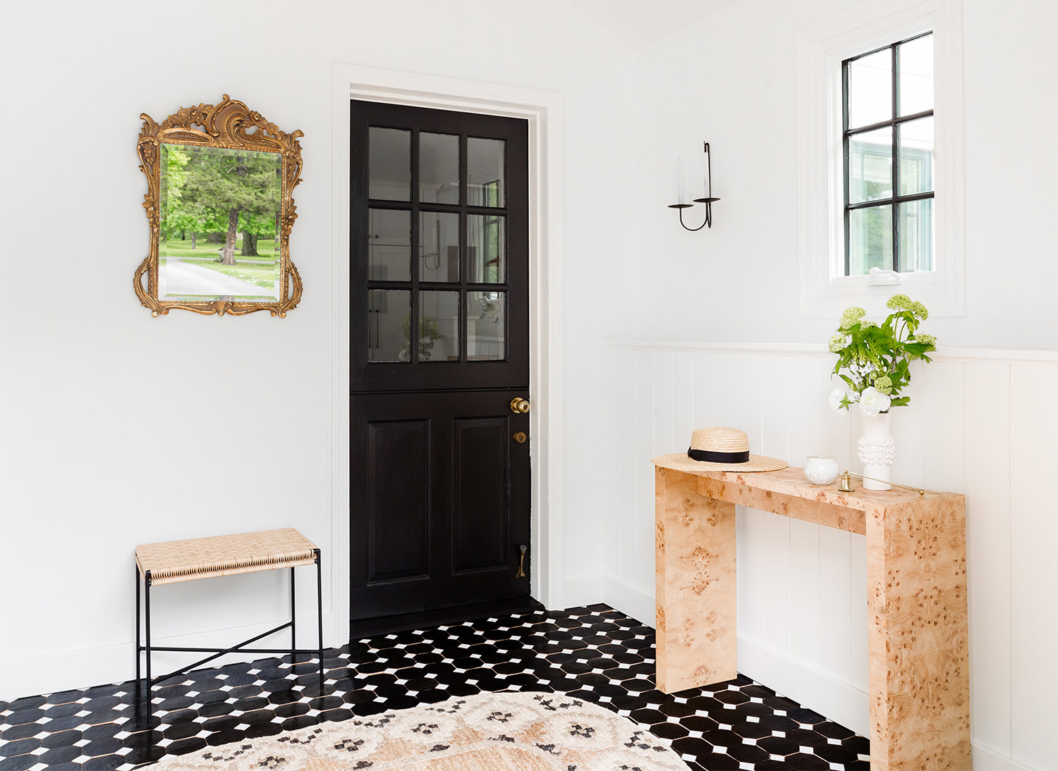 9 Entryway Layout Mistakes And How To Avoid Them