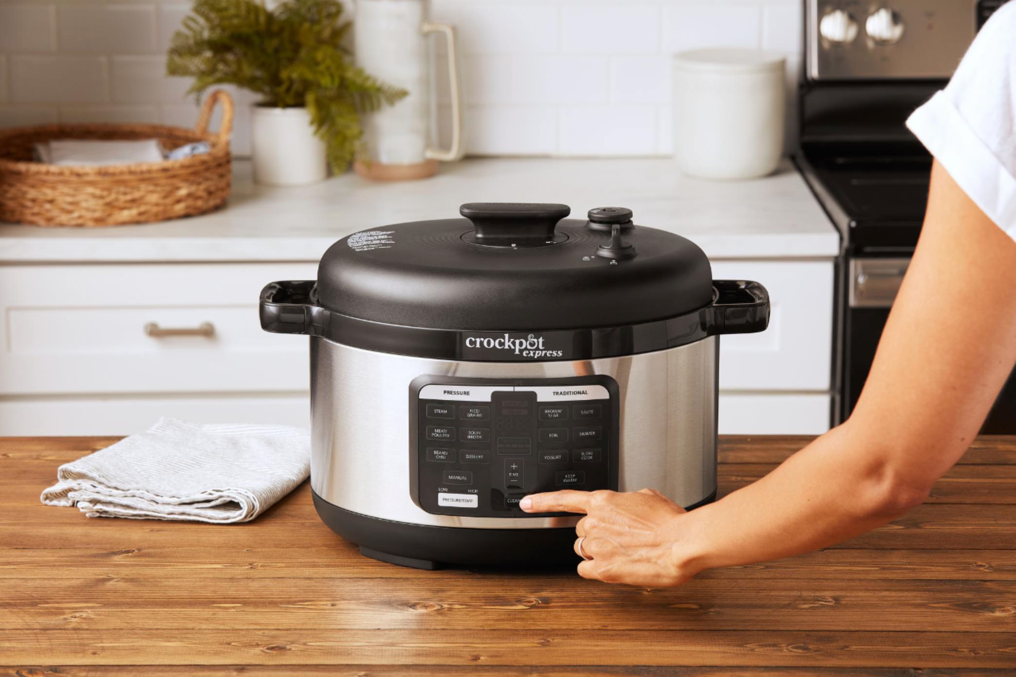 9 Superior West Bend Slow Cooker For 2023