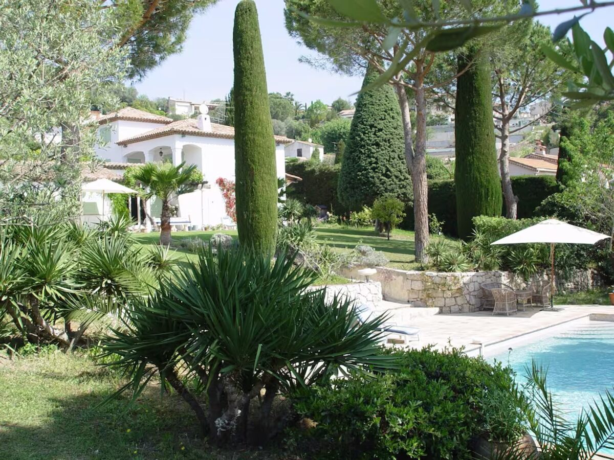 A Provençal Villa In Aix-en-Provence –Homes & Gardens