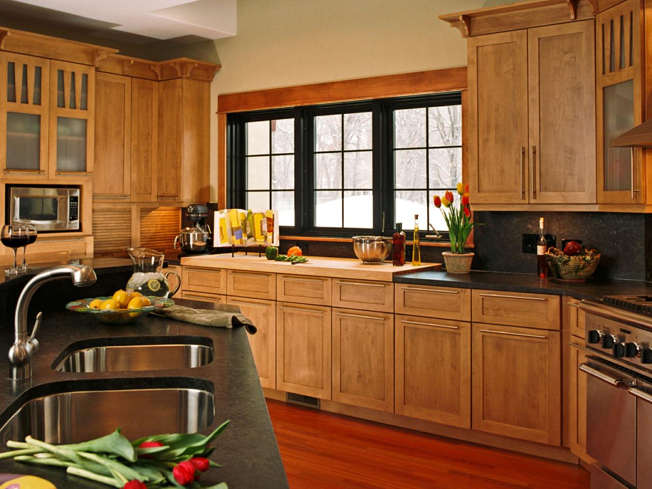 American Kitchen Styles: 10 Cabinets, Materials And Colors