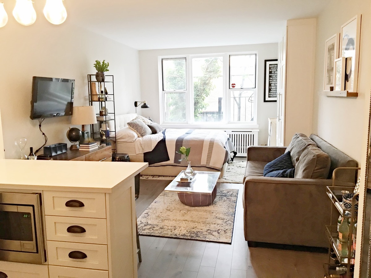 Apartment Living Room Ideas: 10 Ways To Enhance A Studio Space