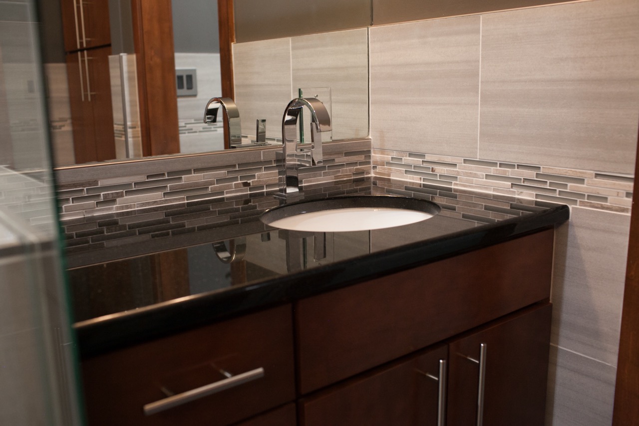Bathroom Backsplash Ideas: 10 Tips For Stylish Surfaces