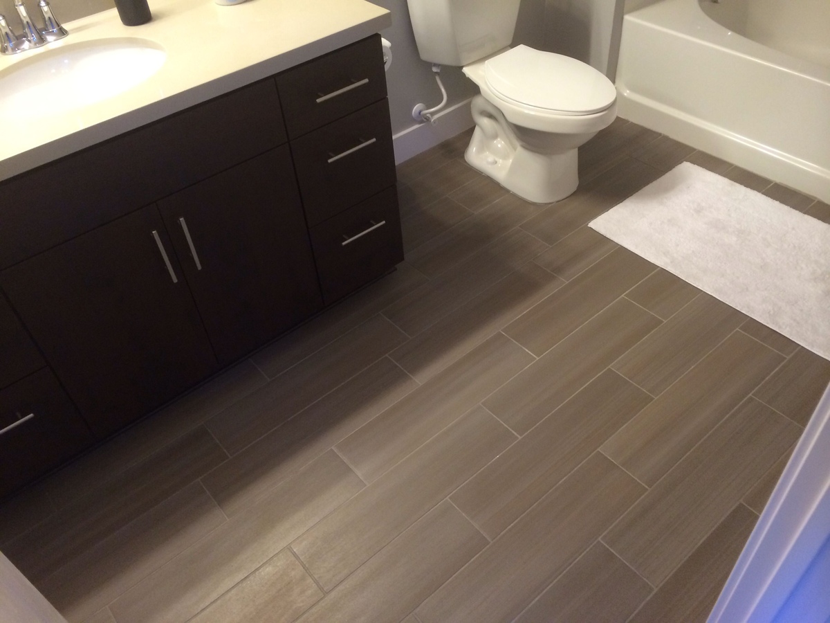 Bathroom Floor Tile Ideas: 10 Statement Floor Materials