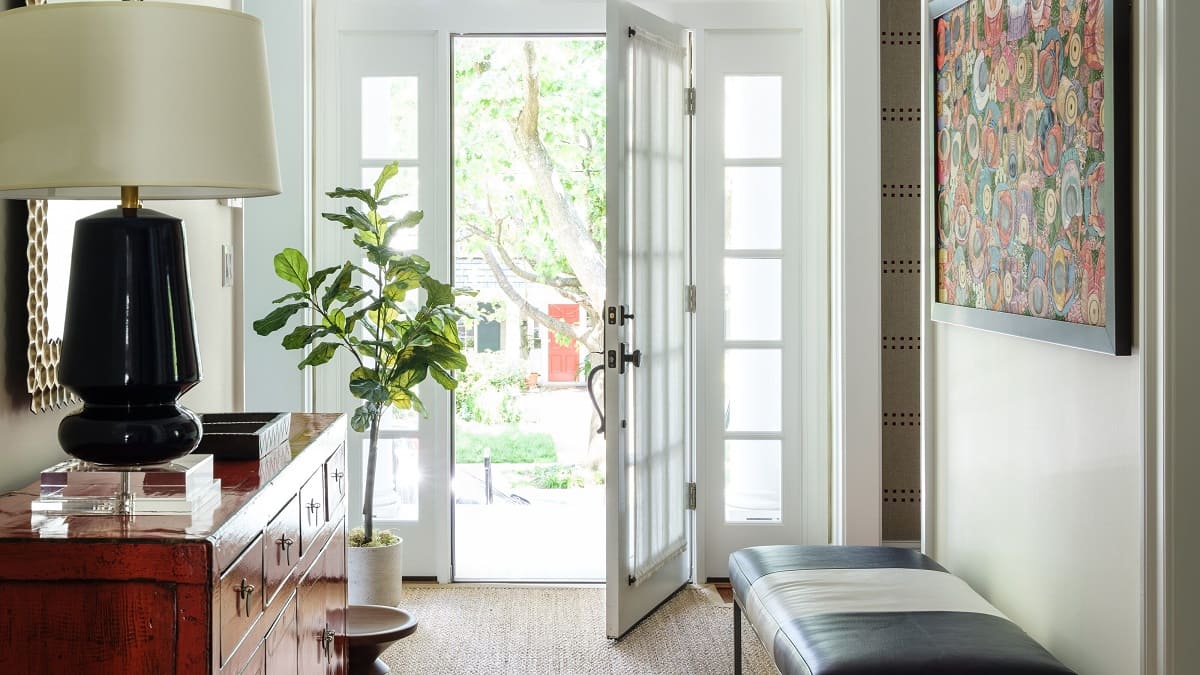 Best Colors For Small Entryways: 8 Hues Designers Swear By