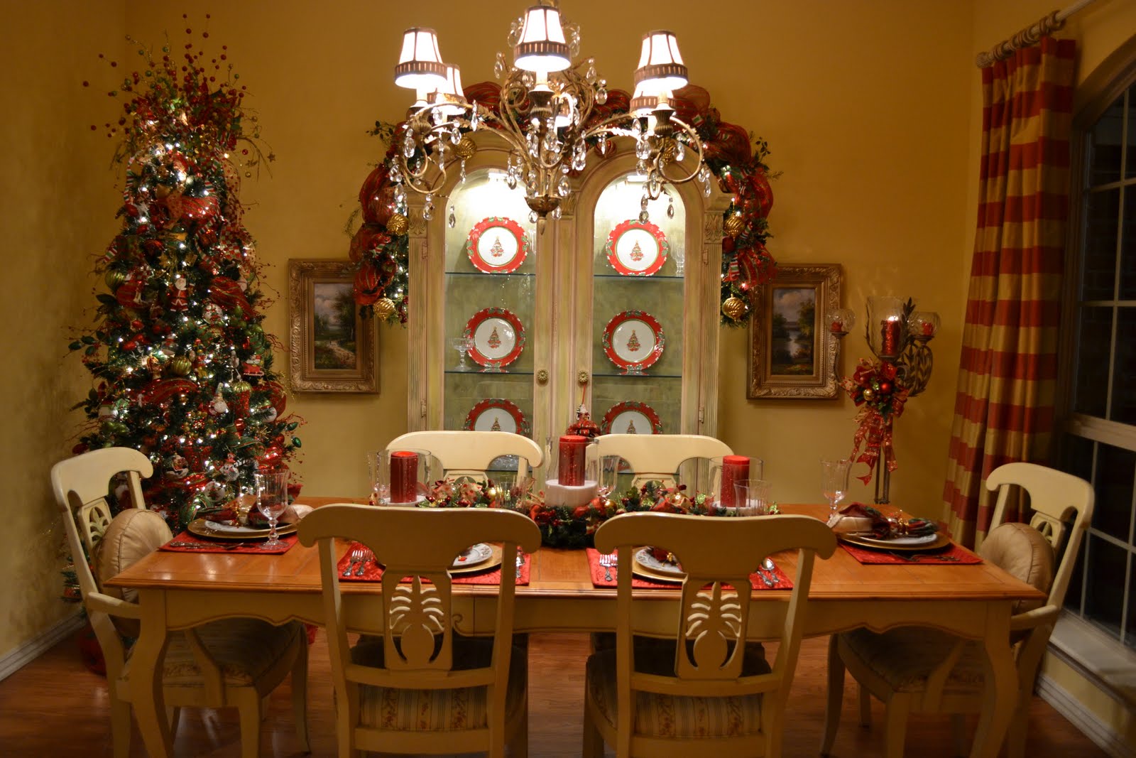 Christmas Dining Room Decor: 41 Ways To Create A Magical Setting
