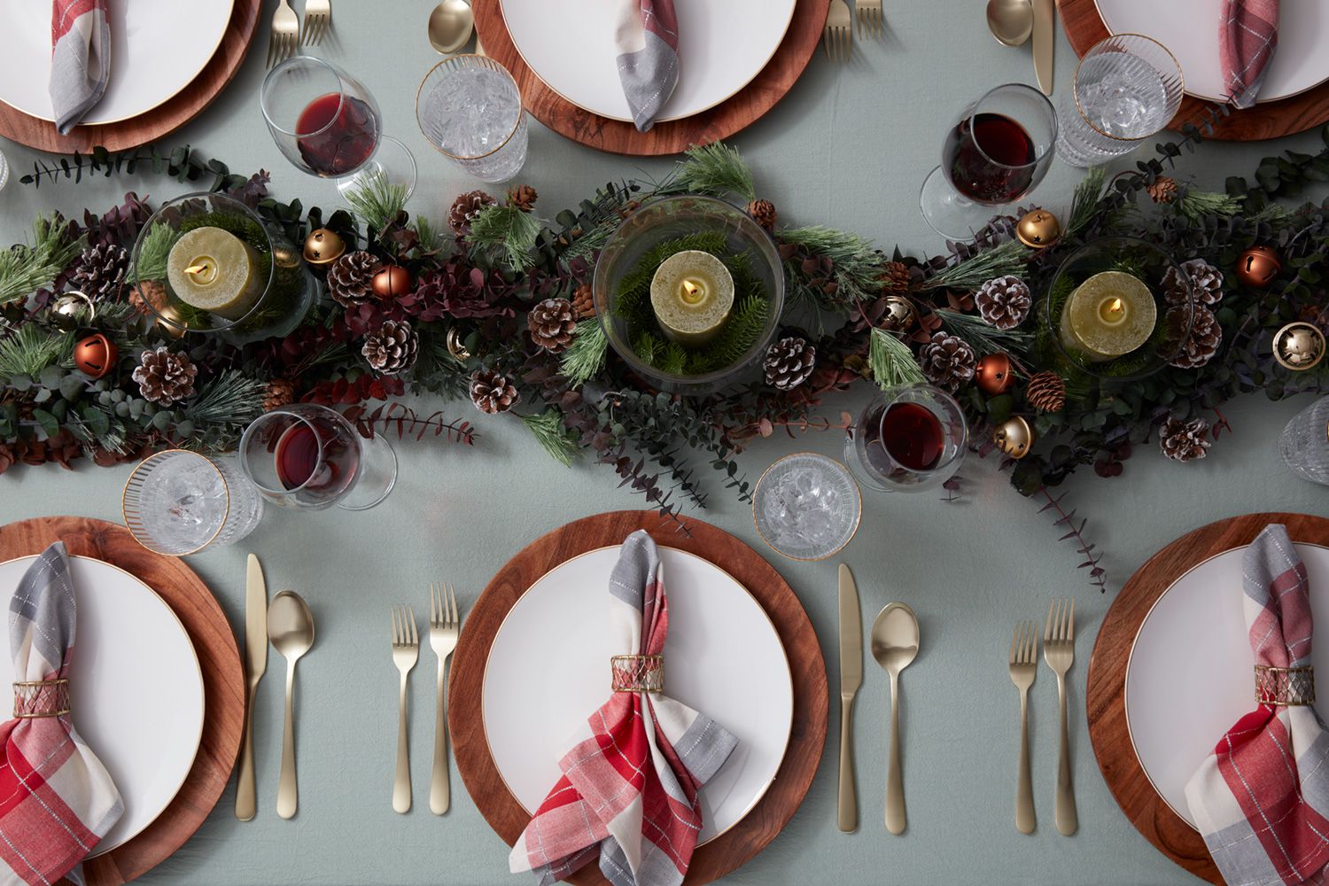 Christmas Table Garland Ideas: 18 Looks To Set The Scene